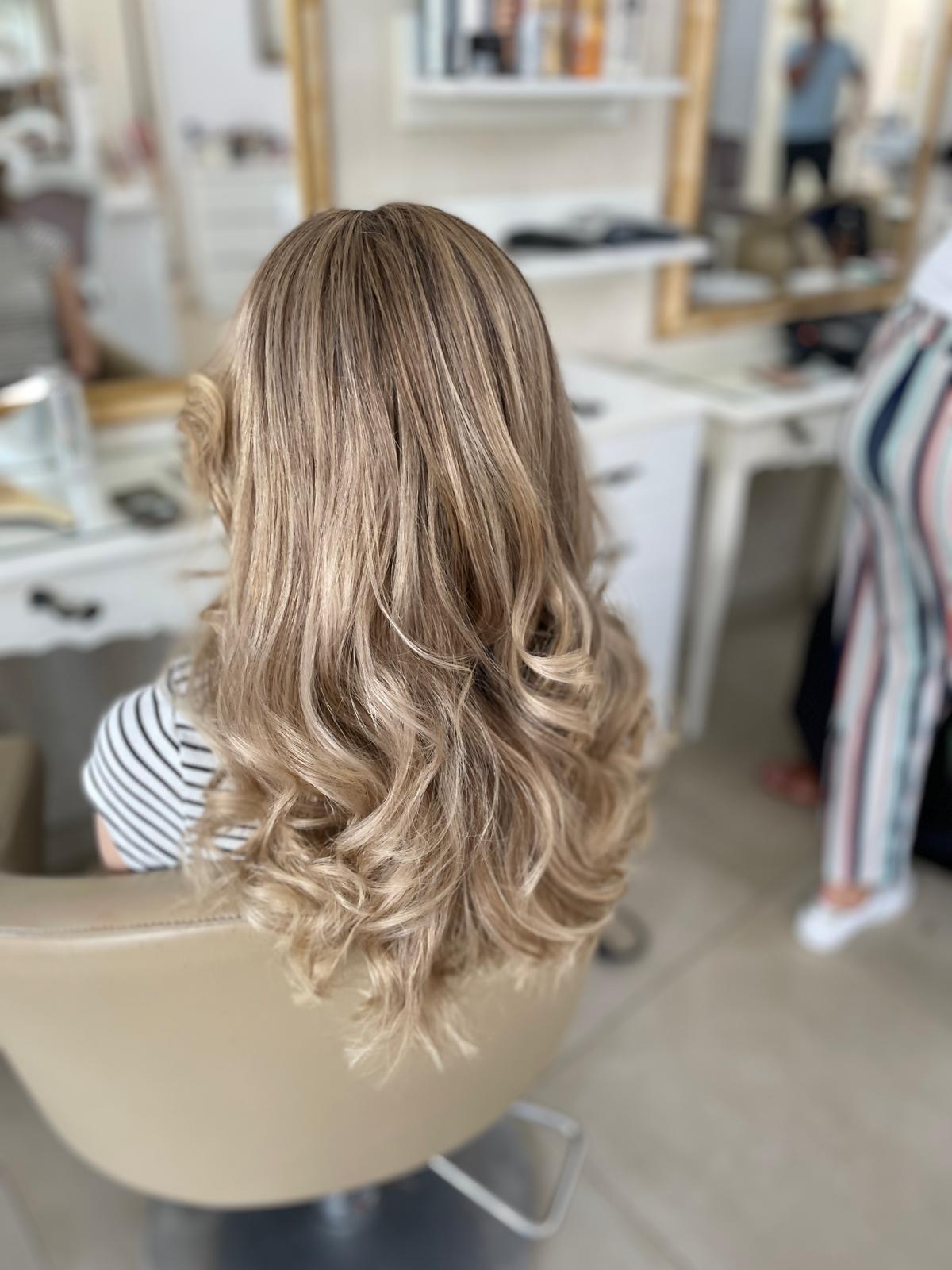 WhatsApp Image 2025-03-07 à 21.53.37_8185956f